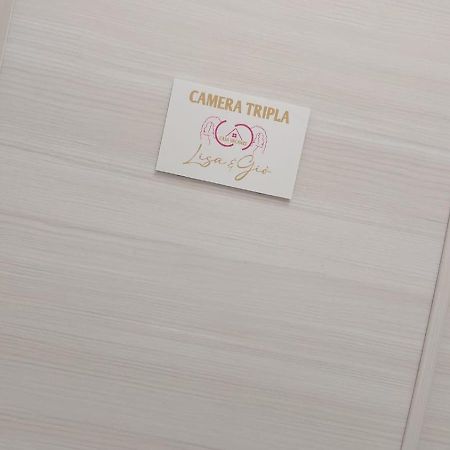 Casa Vacanze Lisa&Gio Brusciano Eksteriør billede